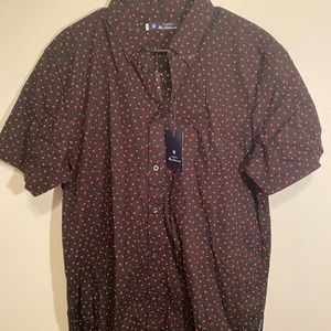 Men’s short sleeve button down shirt